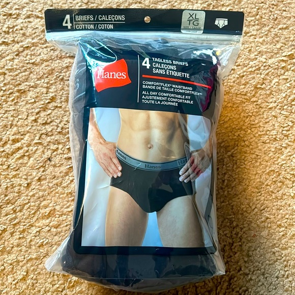 Hanes Other - Mens black briefs tagless NEW